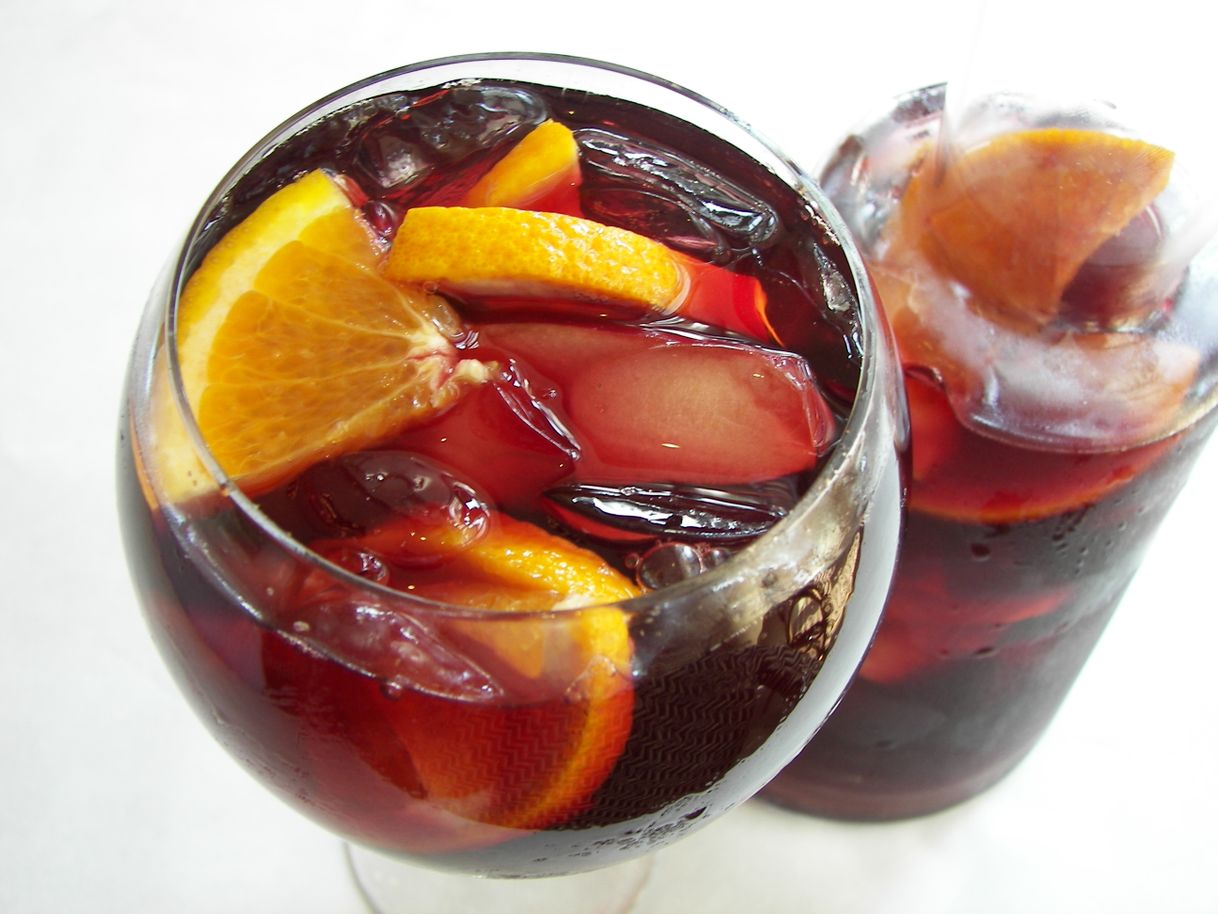 Social Como hacer sangría con vino tinto fácil y rápido!