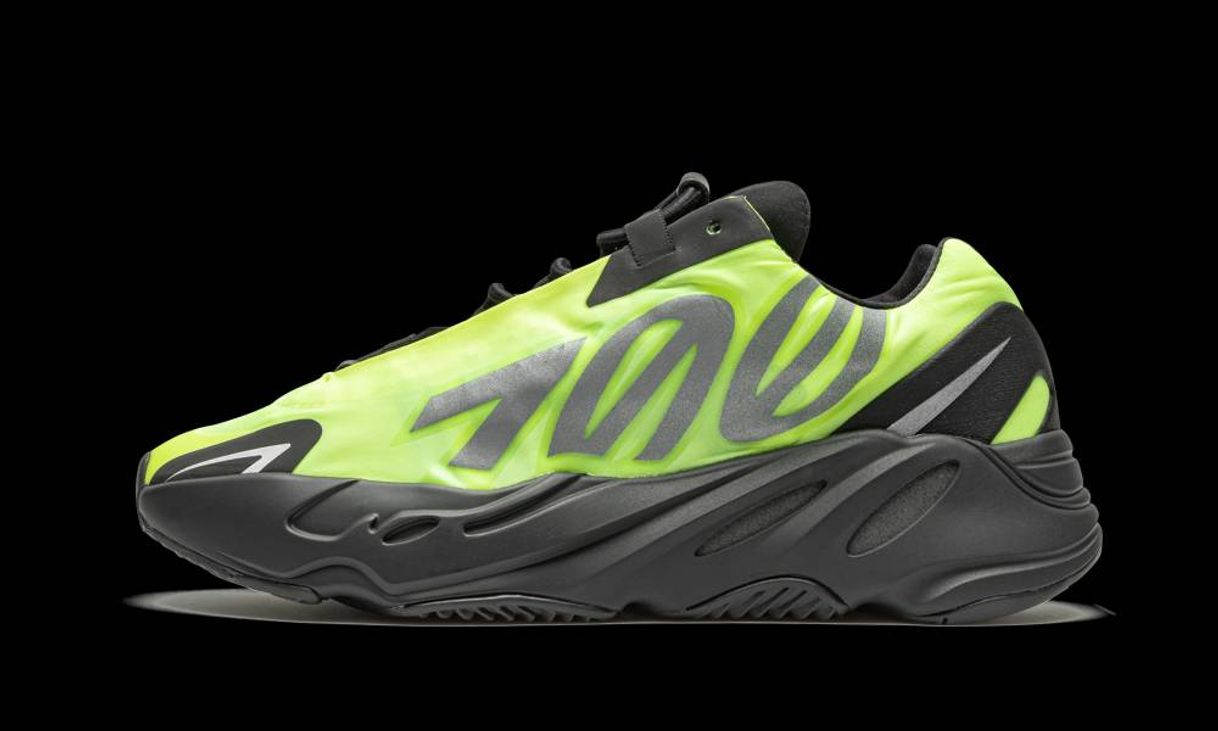 Fashion YEEZY BOOST 700 MNVN PHOSPHOR