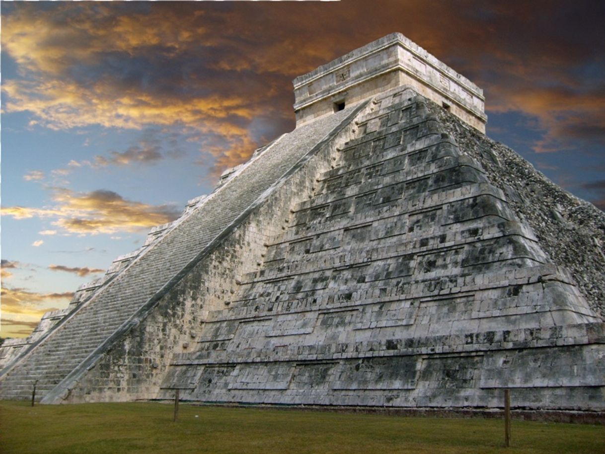 Lugar PIRAMIDE DE YUCATAN