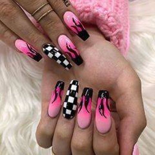 Longs nails 🖤