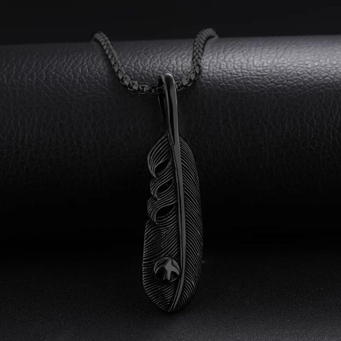 Moda Feather vintage true black III - Necklace. – Dark Horse Primal