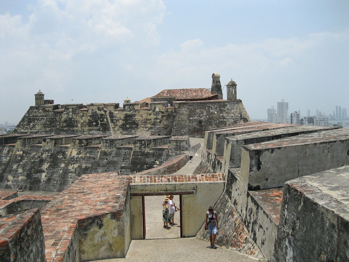 Lugar Castillo de San Felipe de Barajas