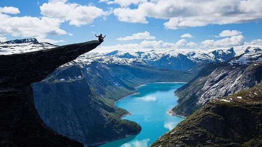 Trolltunga