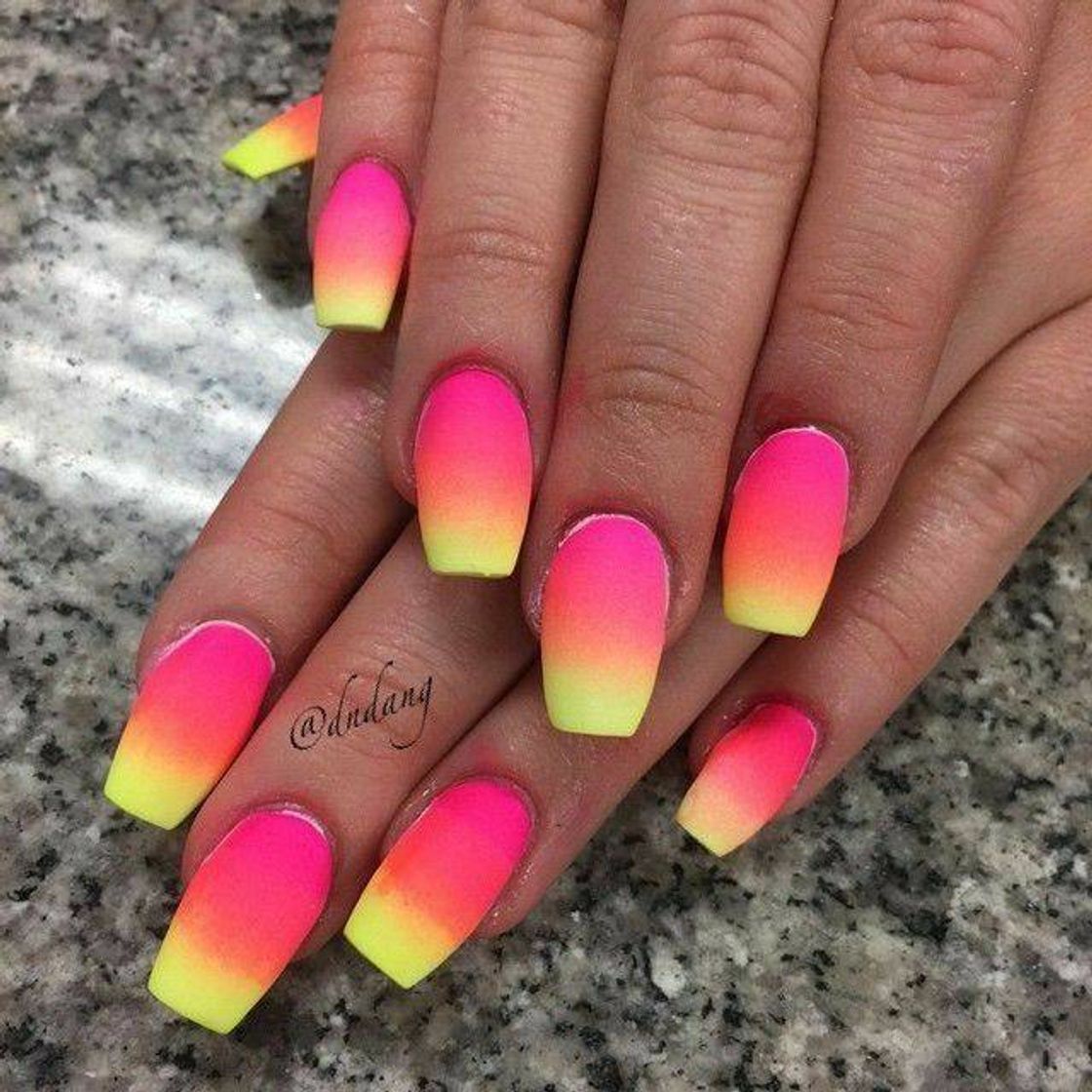 Fashion Unhas coloridas 💅