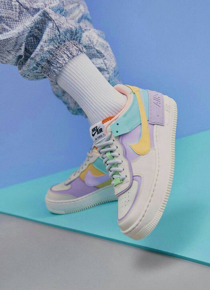 Fashion Tênis Nike Air colorido ✨