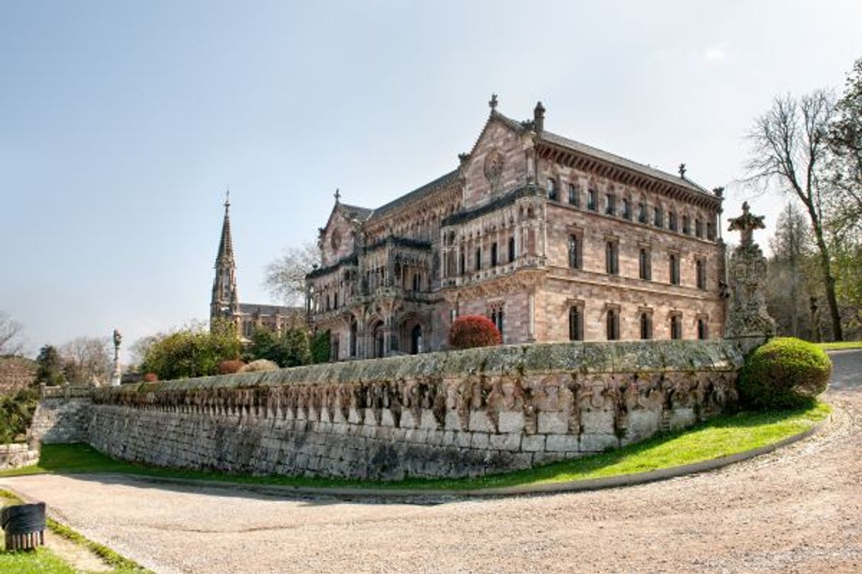 Place Comillas