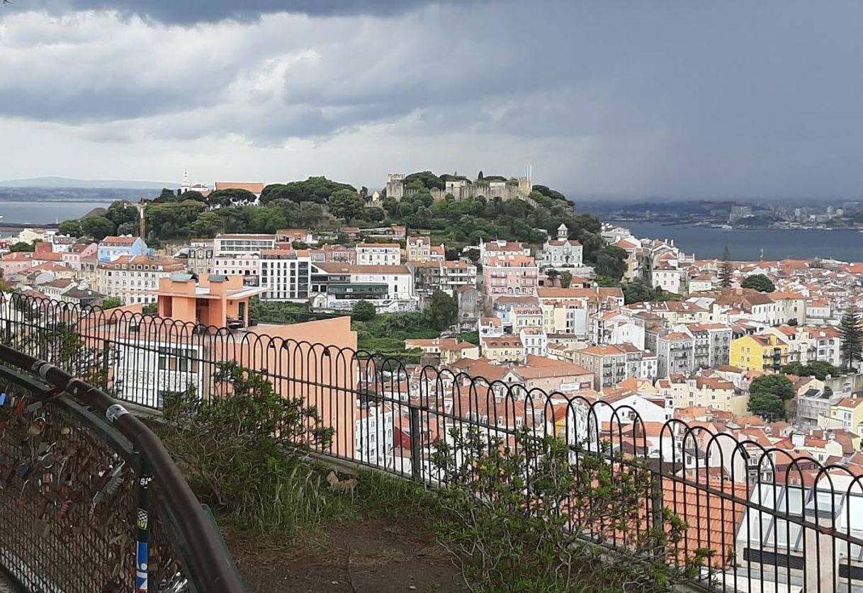 Place Castelo de S. Jorge