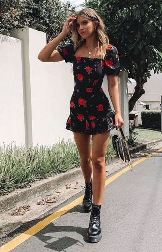 Vestido + coturno 