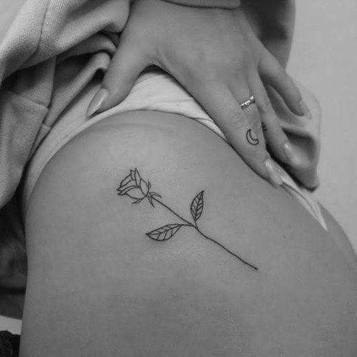 rose tattoo 🌹