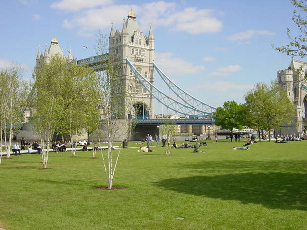 Lugar Potters Fields Park