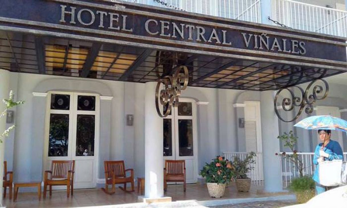 Moda Hotel E Central Viñales, Cuba 