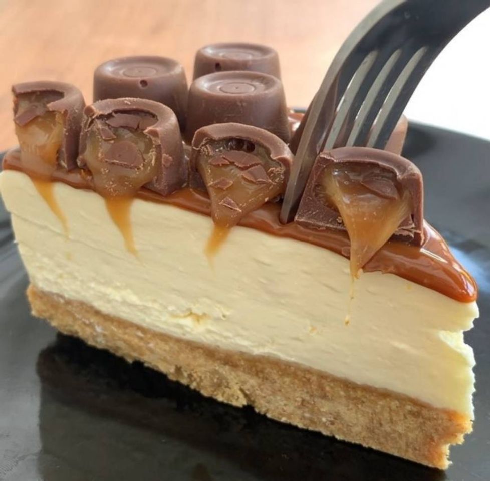 Social Rolo caramel cheesecake