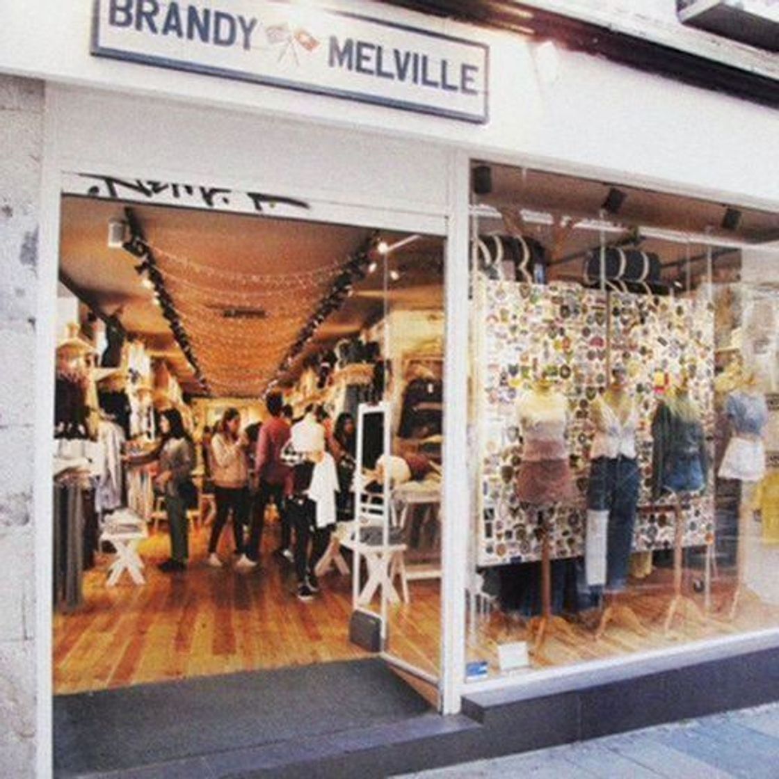 Place Brandy Melville