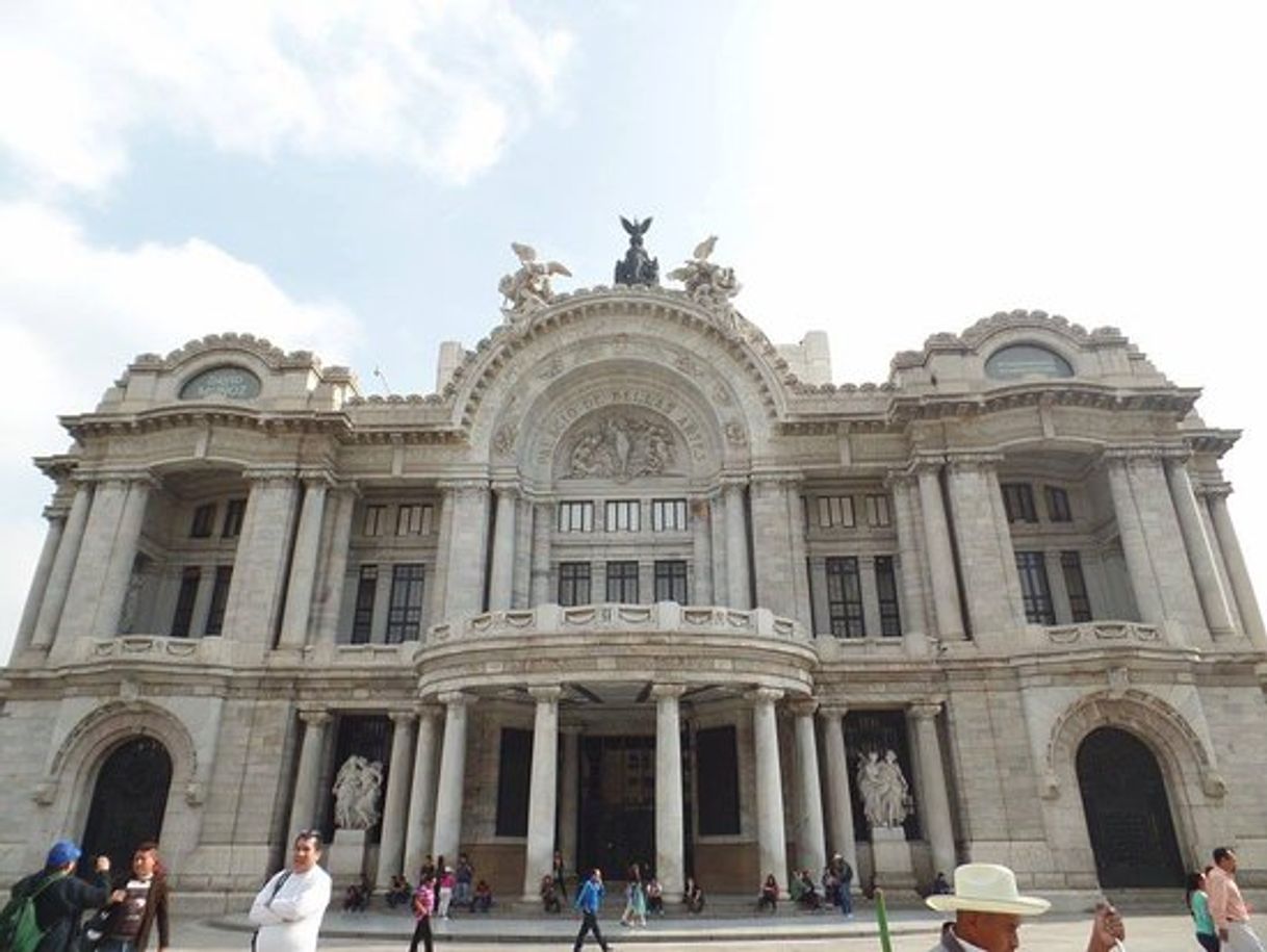 Place Palacio de Bellas Artes