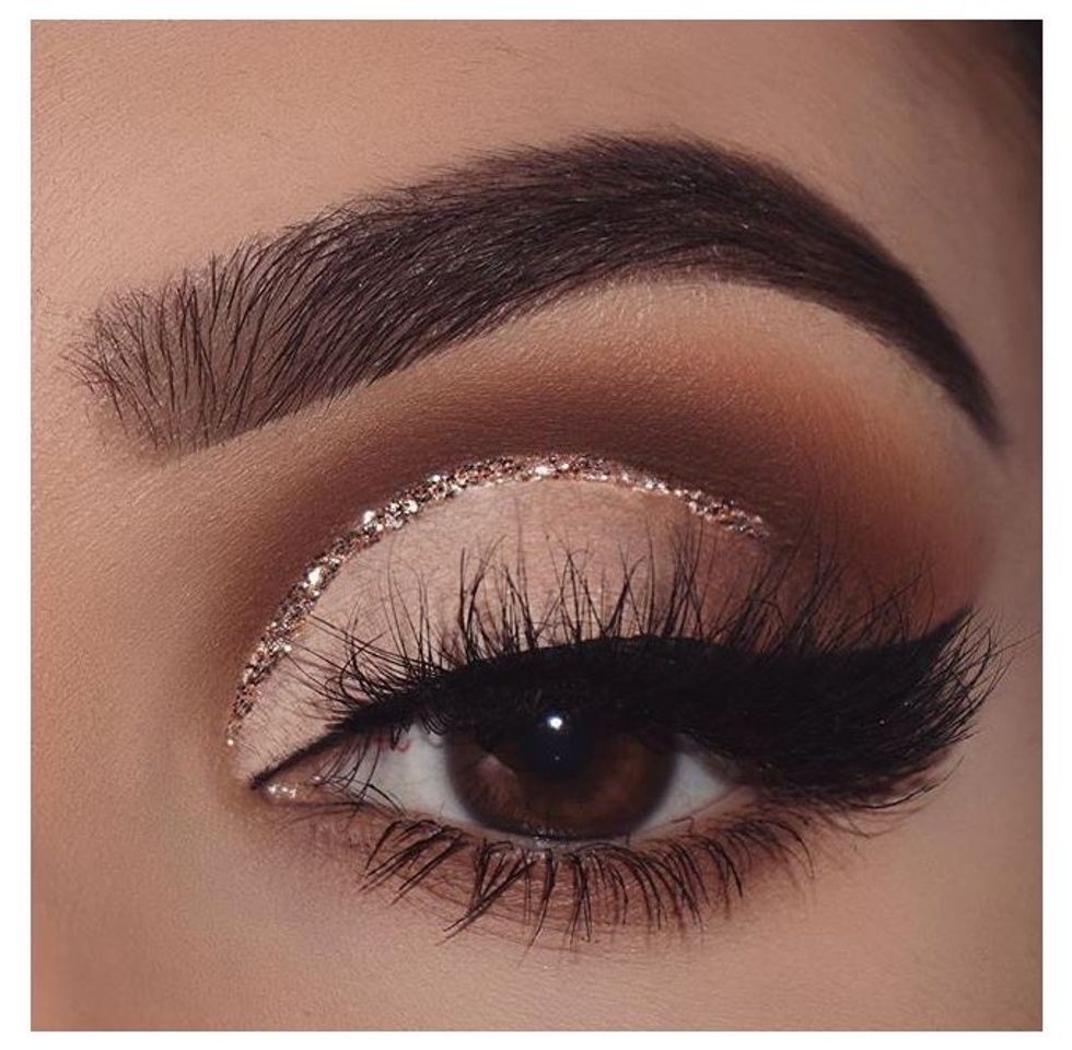 Fashion Brown makeup 