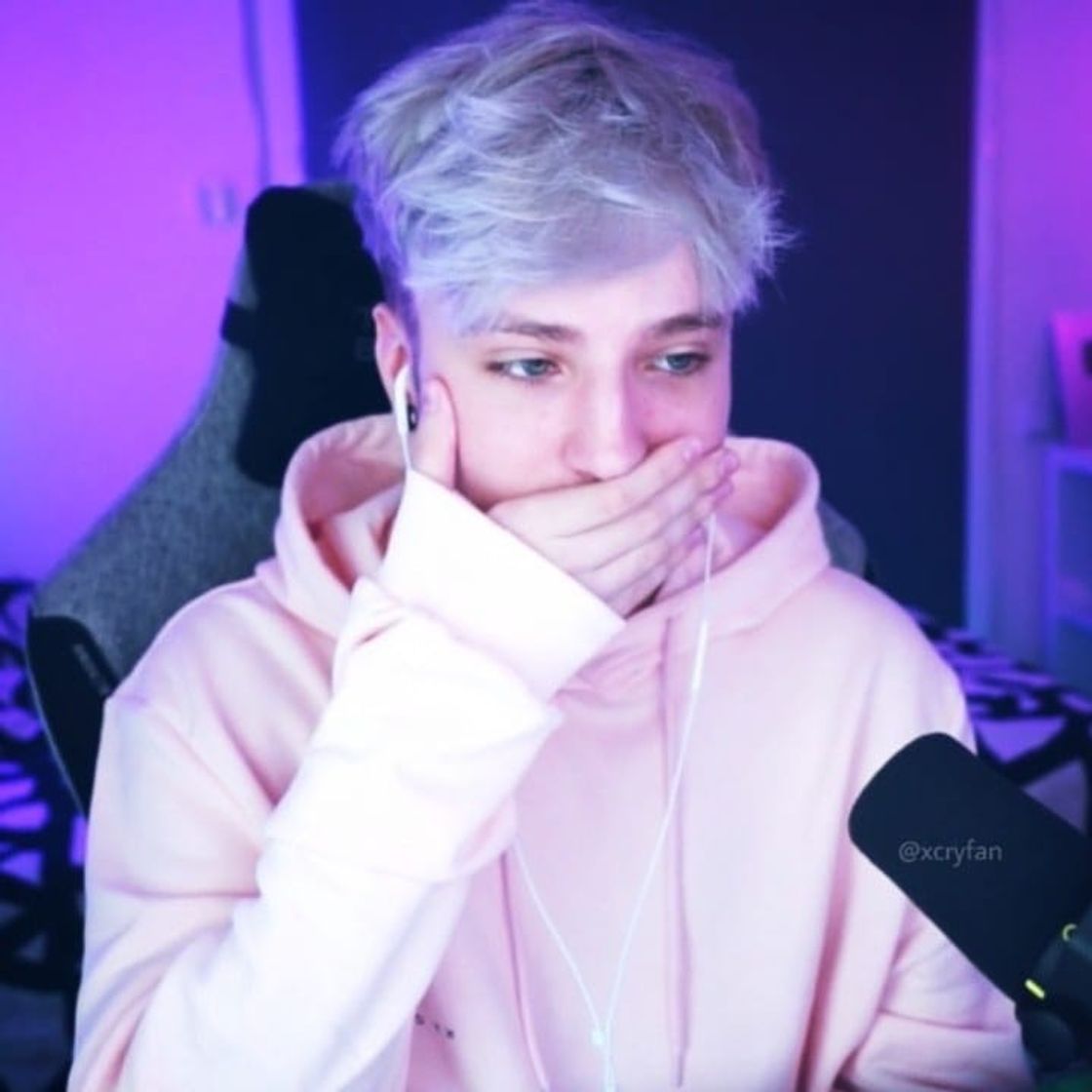 Moda xCry - Twitch  UwU 