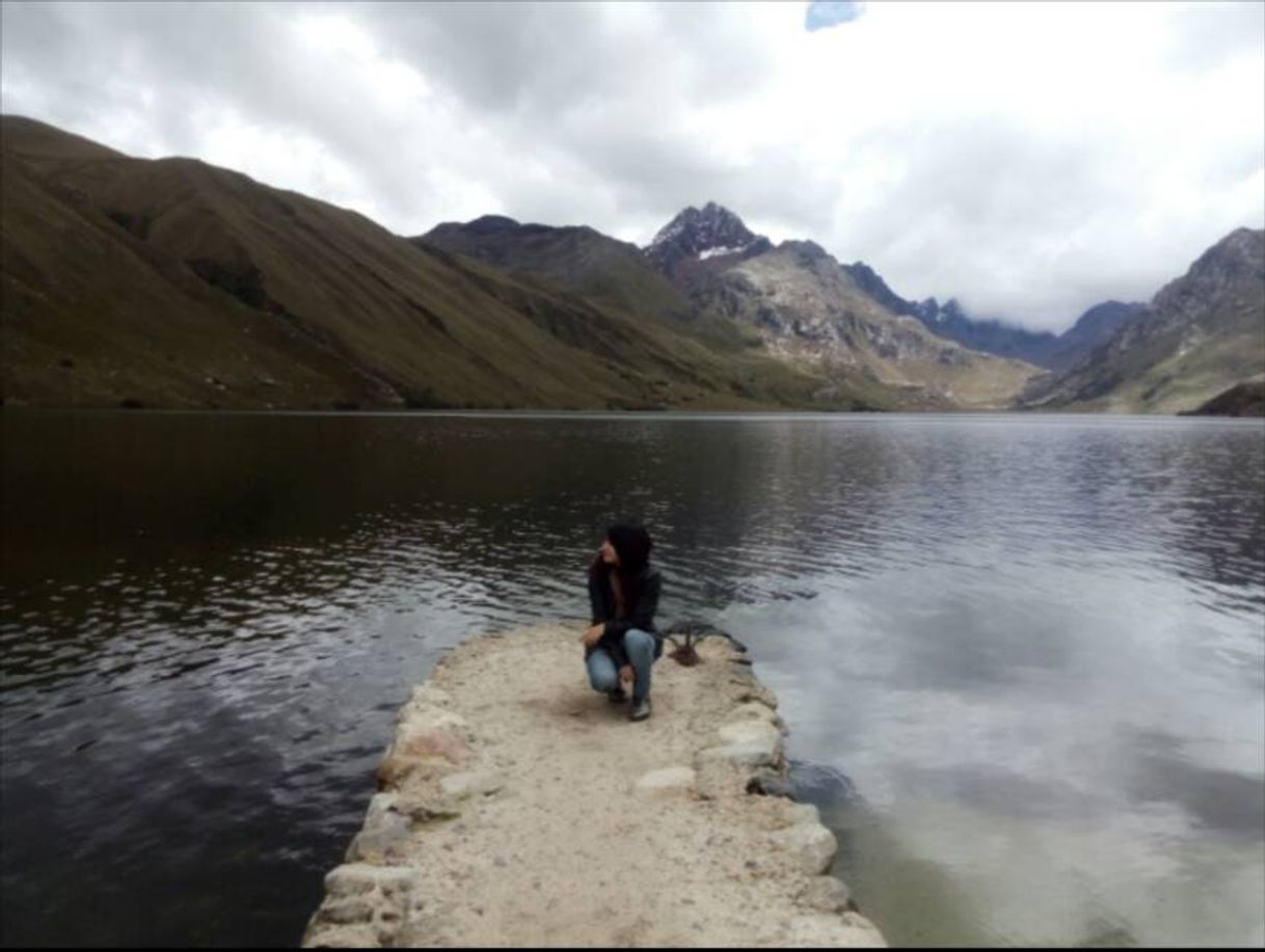 Lugar Laguna de Huaraz