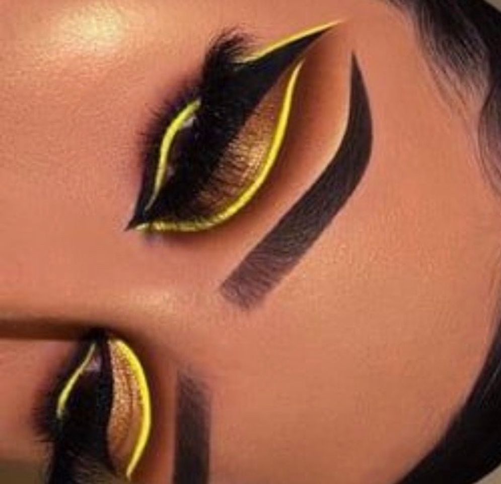 Social Maquiagem com detalhe amarelo✨