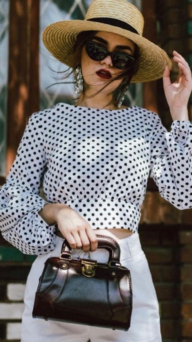 Moda Look com blusa de poá