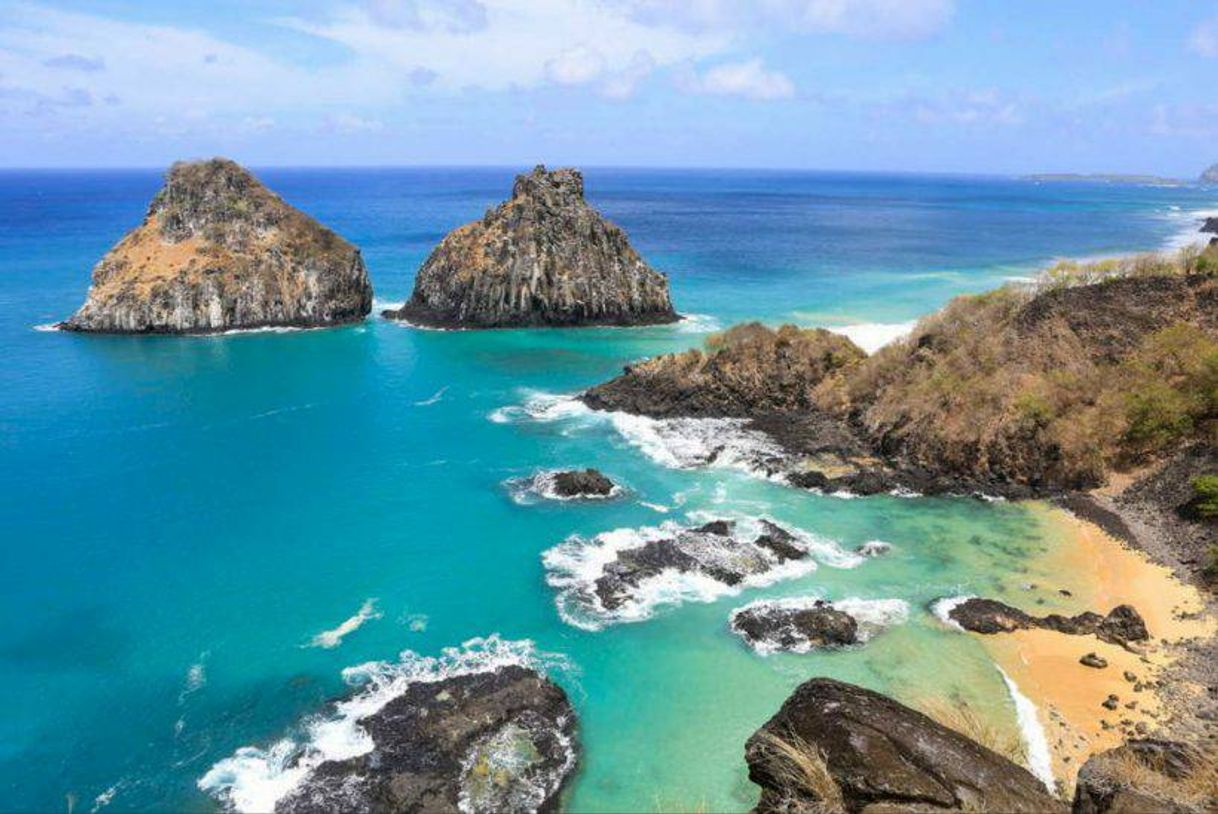 Lugares Praia da Baía dos Porcos, Fernando de Noronha - Pernambuco