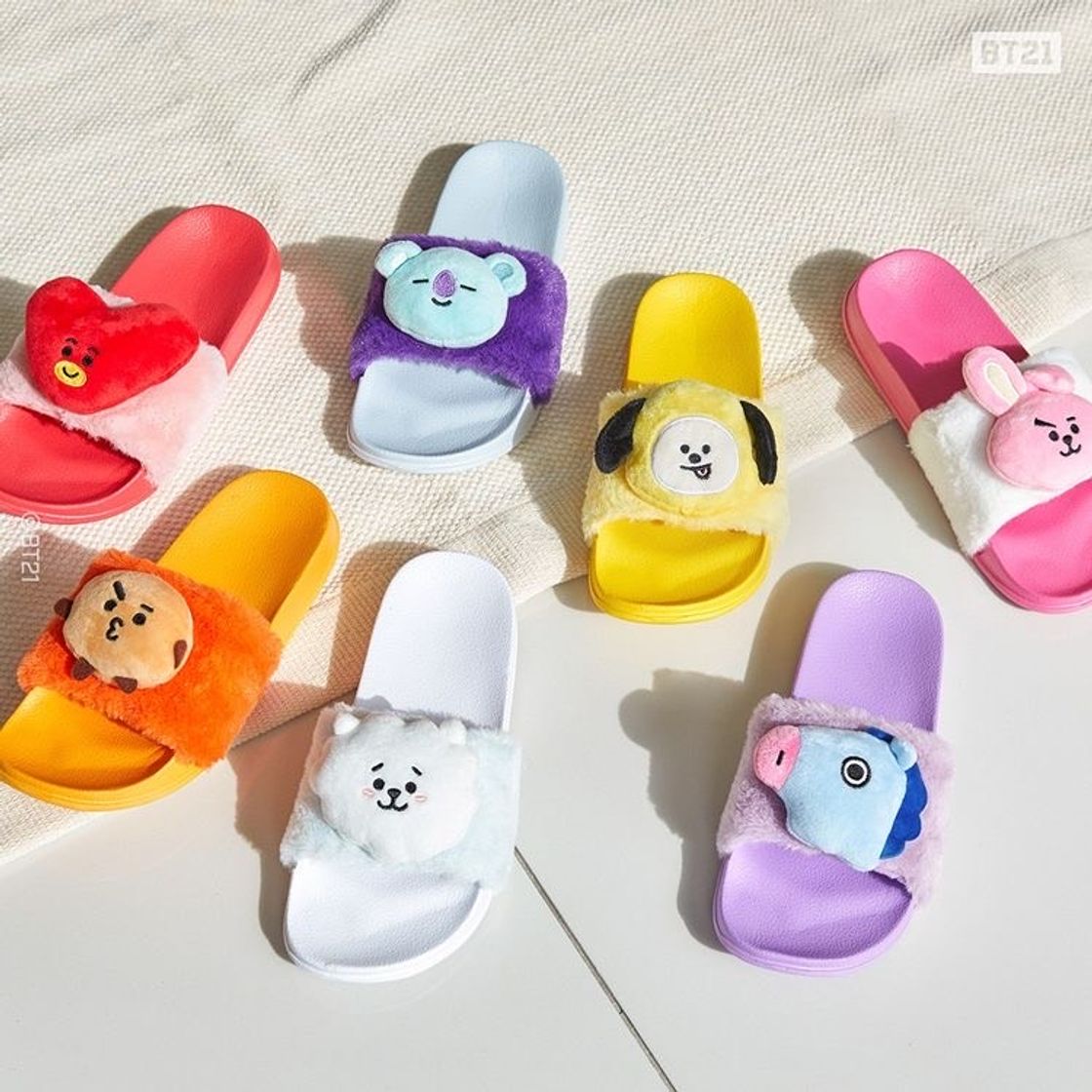 Fashion Chinelos do BT21🌈🦋