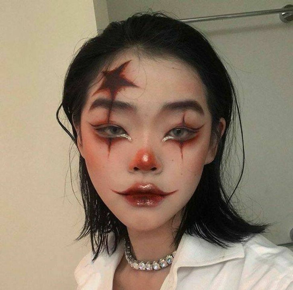 Moda clown makeup inspo