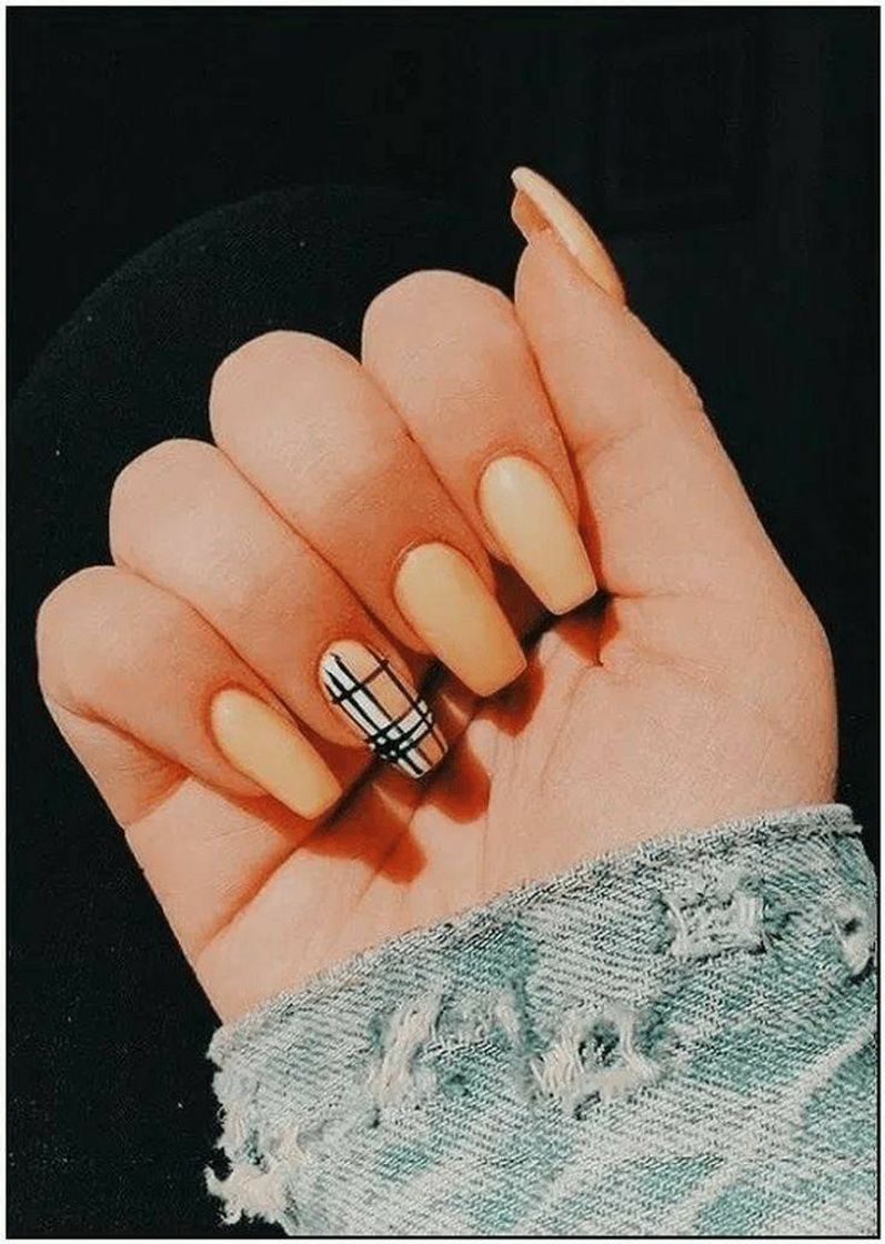 Fashion nail inspo