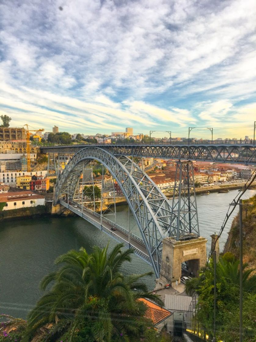 Place Puente Don Luis I