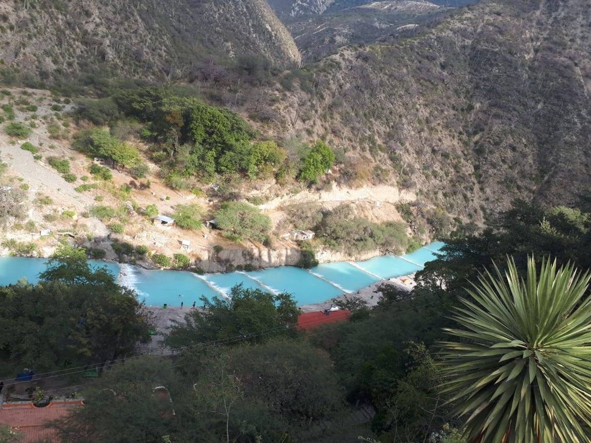 Lugar Grutas Tolantongo