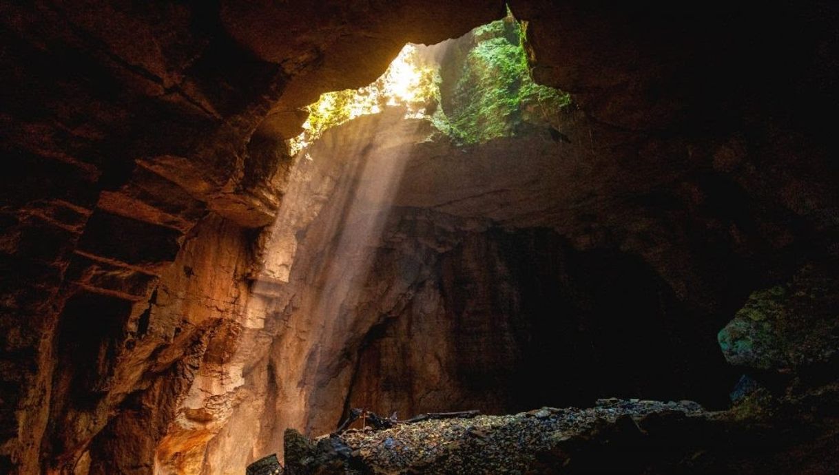 Place La Gruta Del Duende.