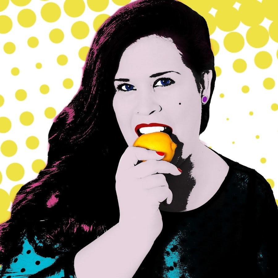 Social Dianina XL - YouTube