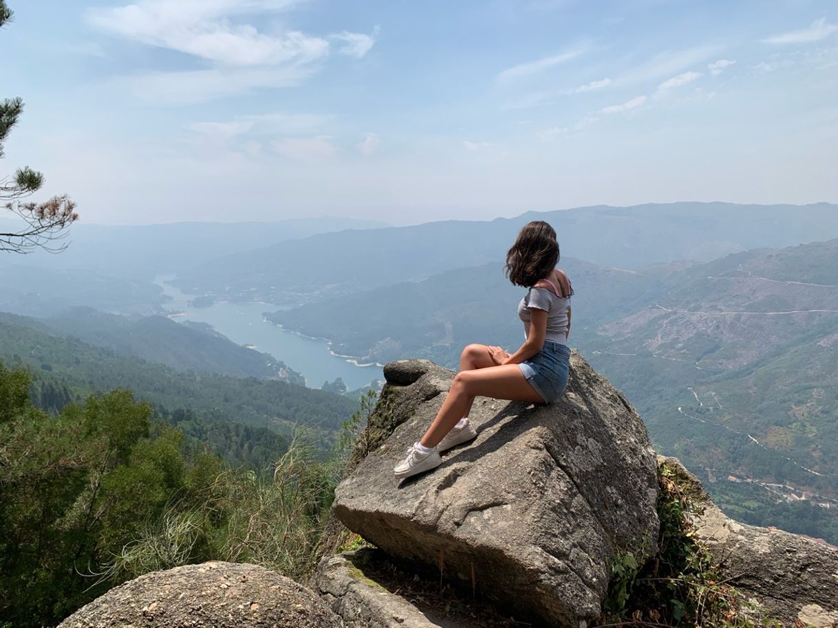 Place Miradouro da Pedra Bela