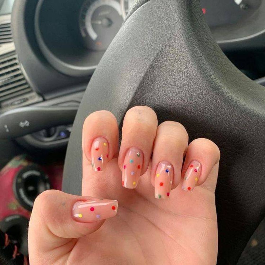 Moda Decoração de unhas delicadas 