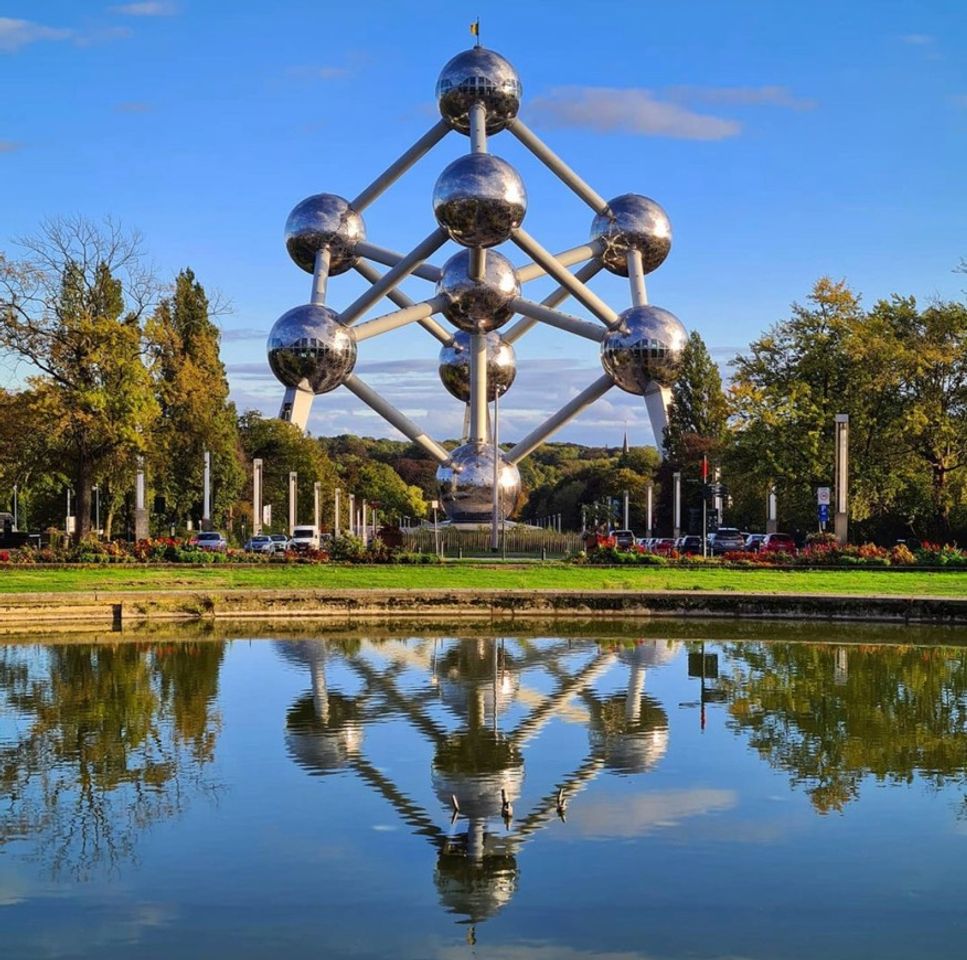 Place Atomium