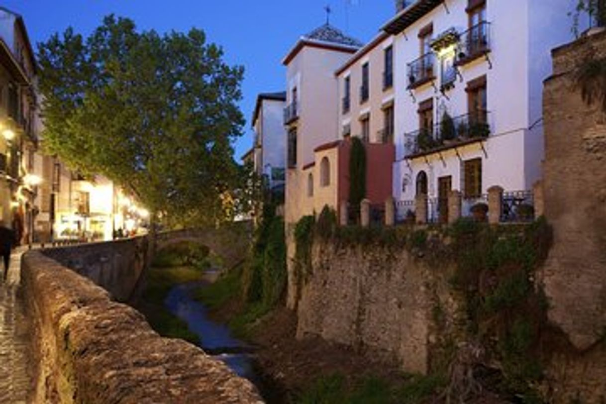 Lugar Paseo de los Tristes