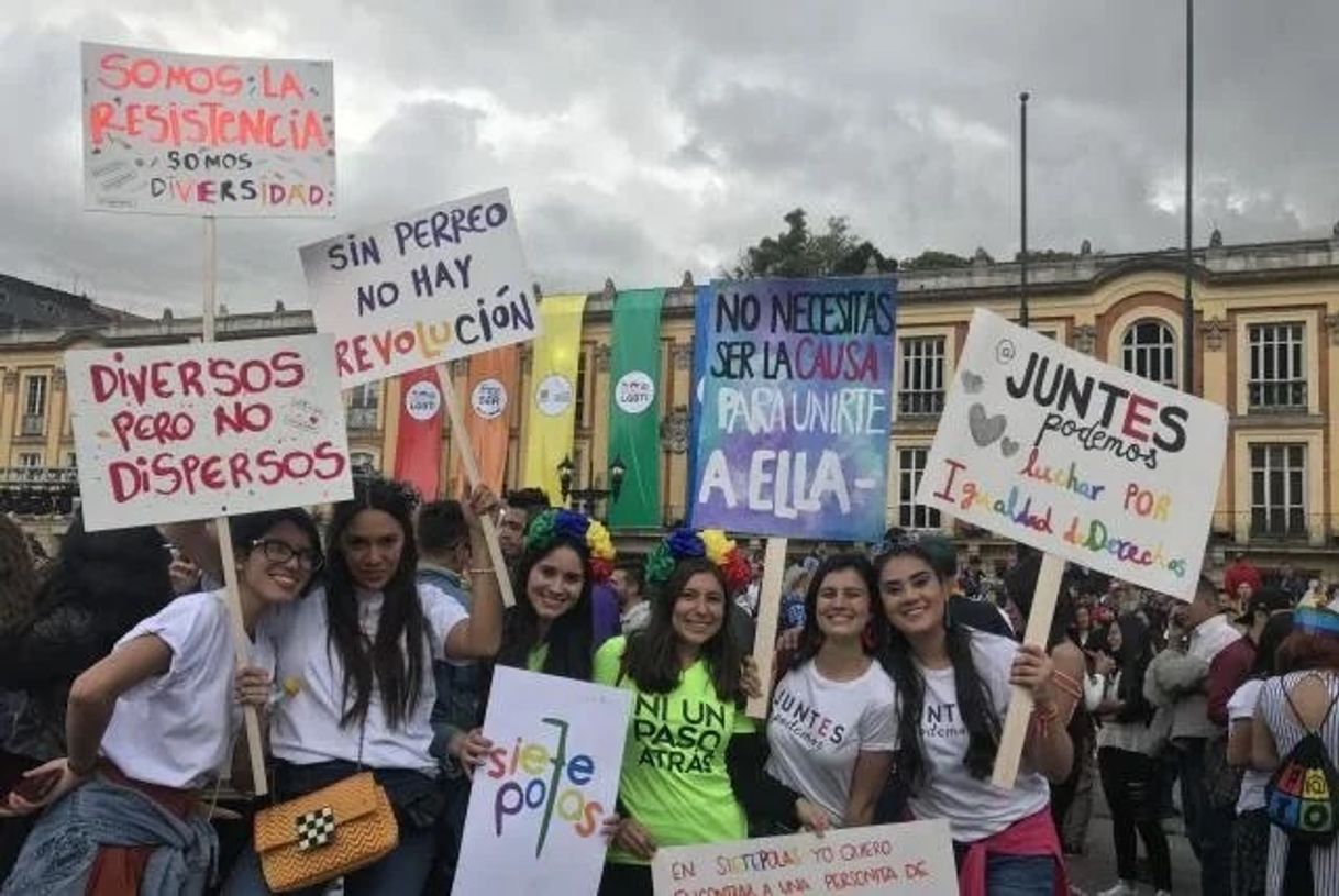 Moda Cuáles son las luchas de las mujeres de hoy en Colombia 