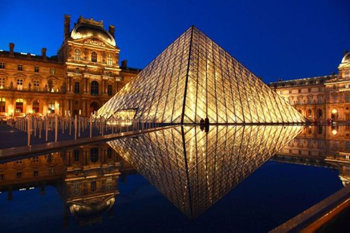 Social Museu do Louvre 