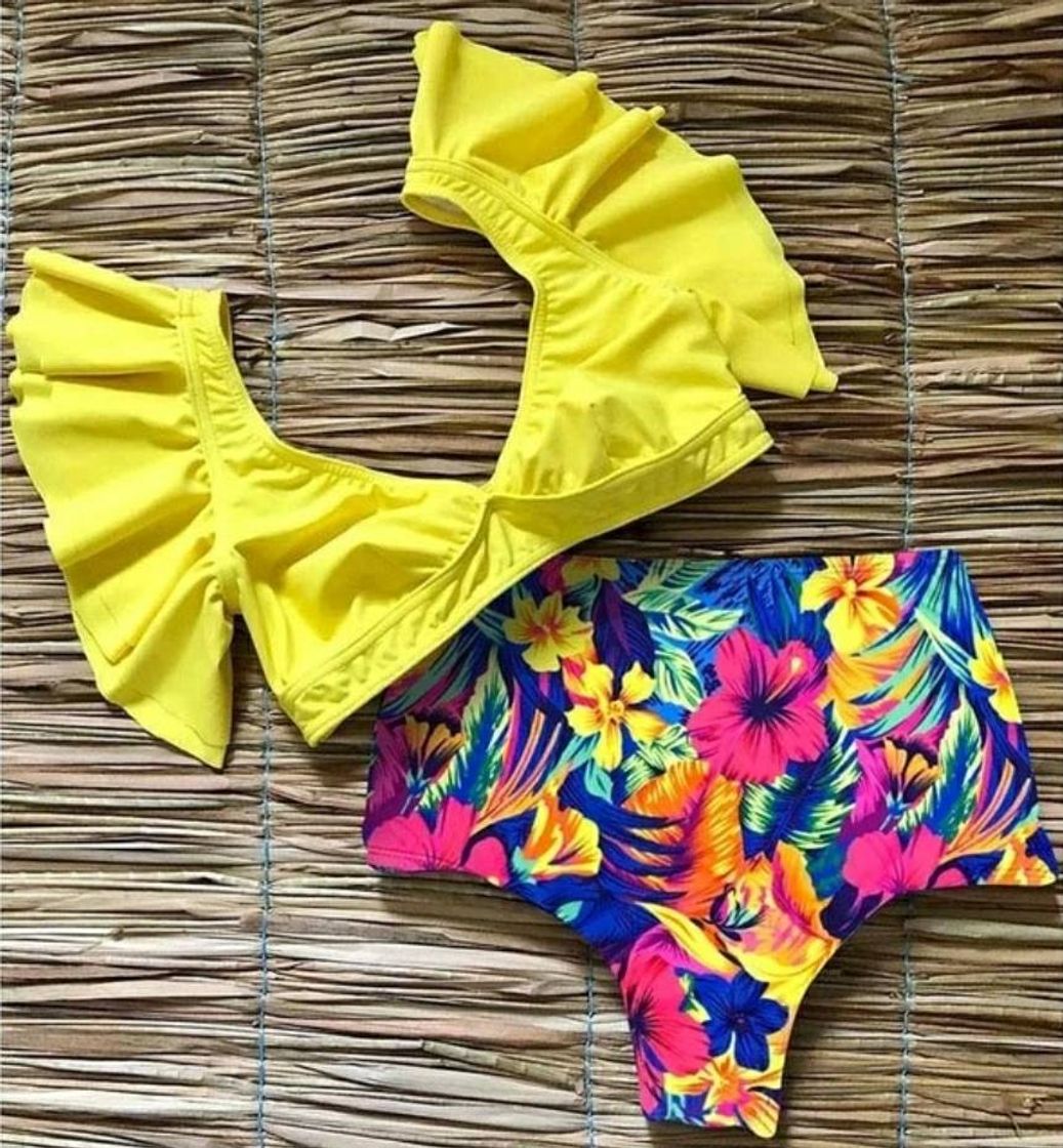 Bella C Bikini – Pasarelle