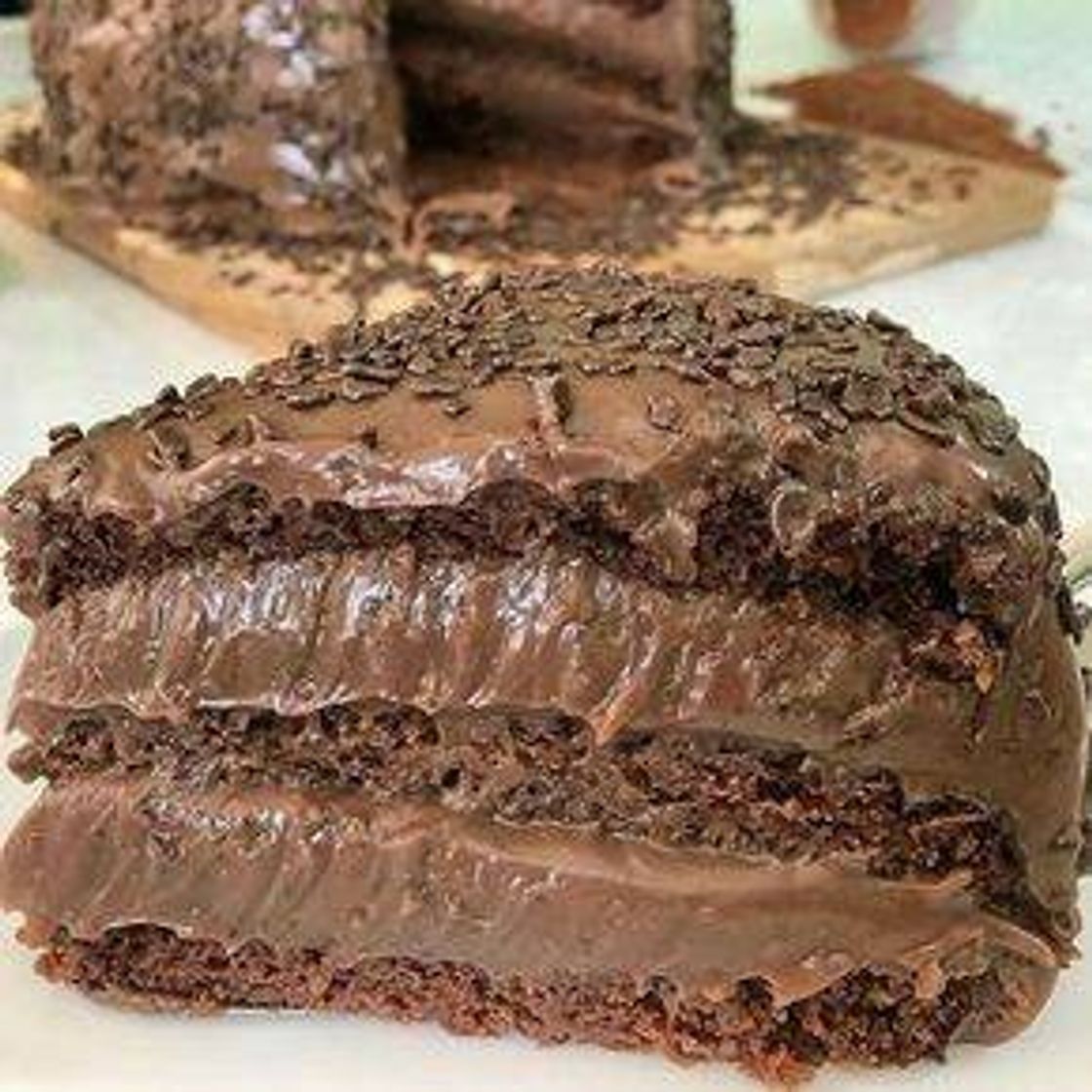 Social Bolo de chocolate recheado 😋