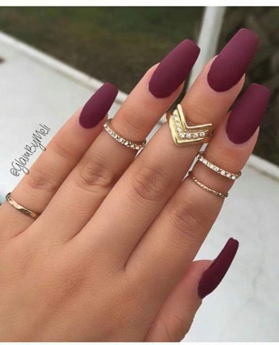 Social Uñas mate granates♥️