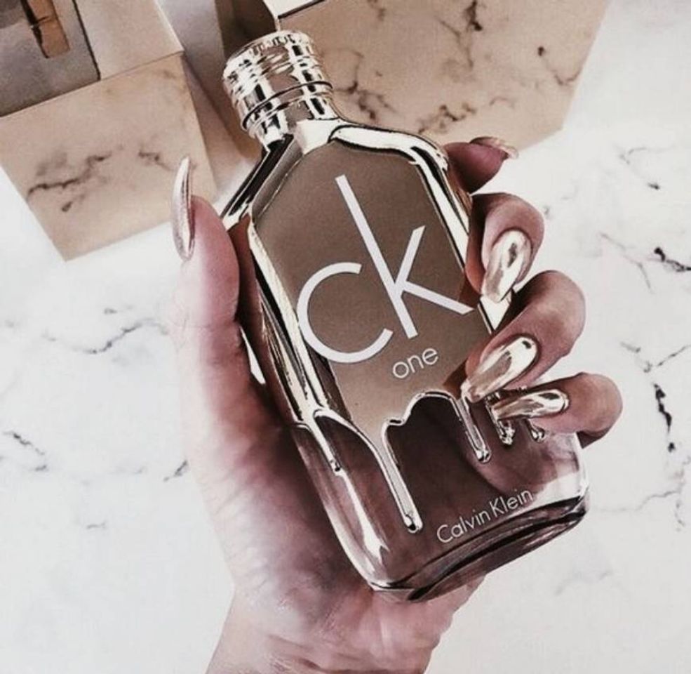 Social One Gold, de Calvin Klein
