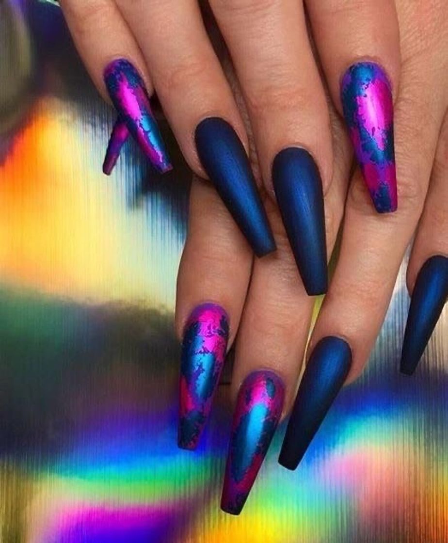 Moda Nails