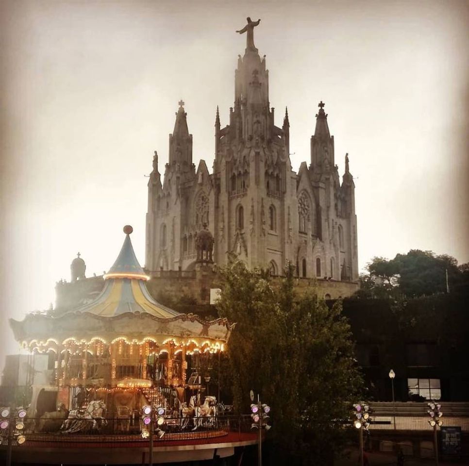 Lugar Parque de Atracciones Tibidabo