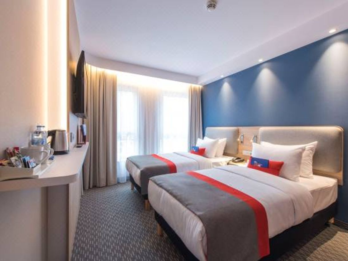 Lugar Holiday Inn Express Warsaw - Mokotow