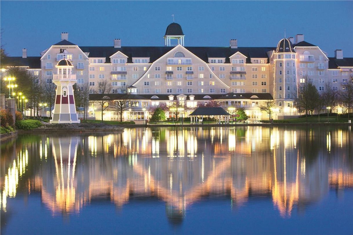 Lugar Disney's Newport Bay Club