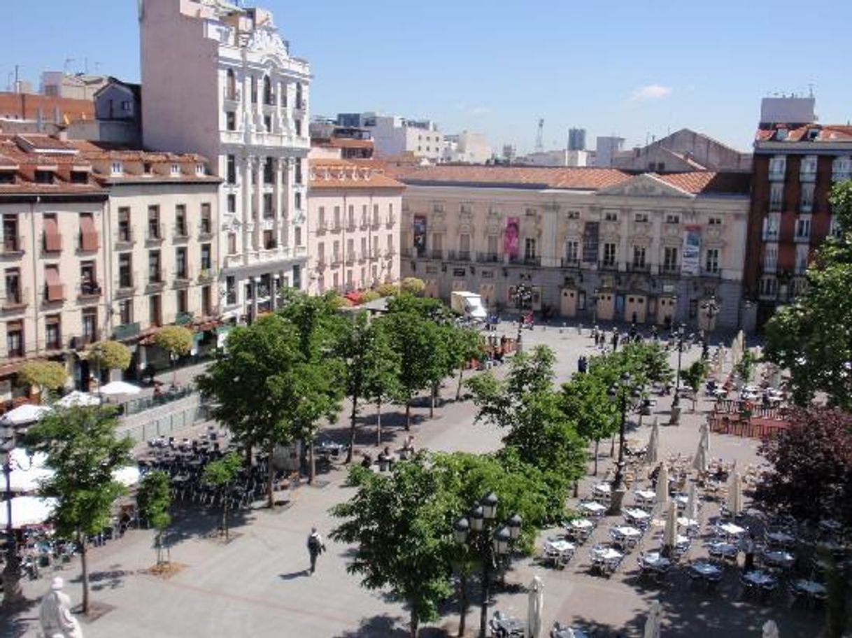 Lugar Plaza de Santa Ana