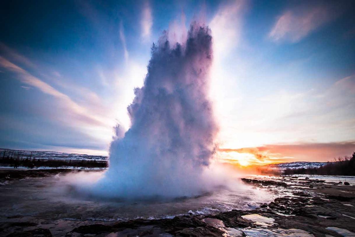 Lugar Strokkur Geysir