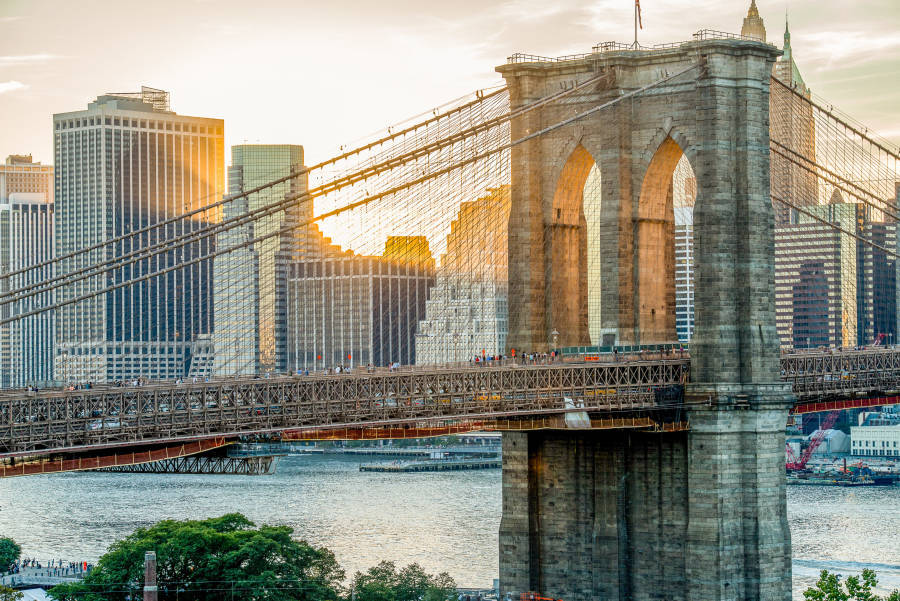 Place Brooklyn Bridge