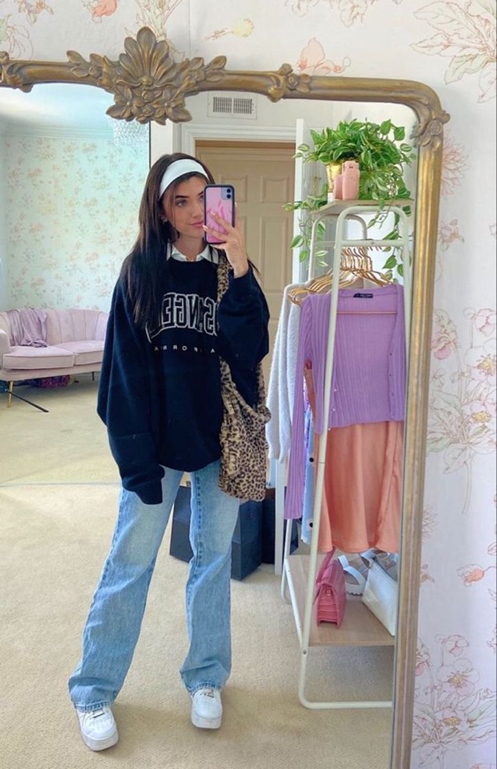 Social outfit inspo