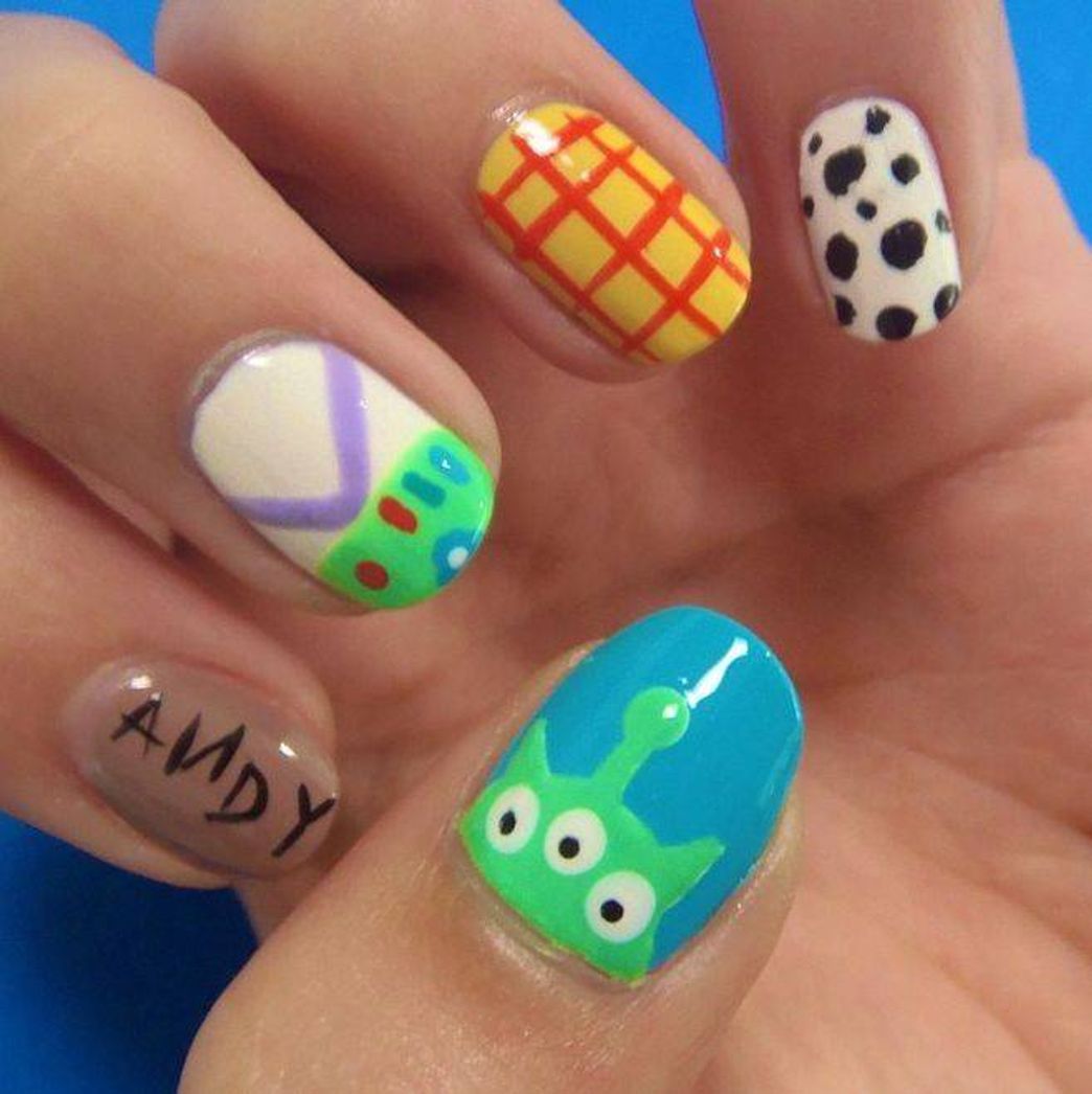 Moda unhas toy story 